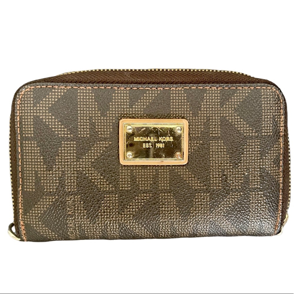 Michael Kors Classic Logo Wallet